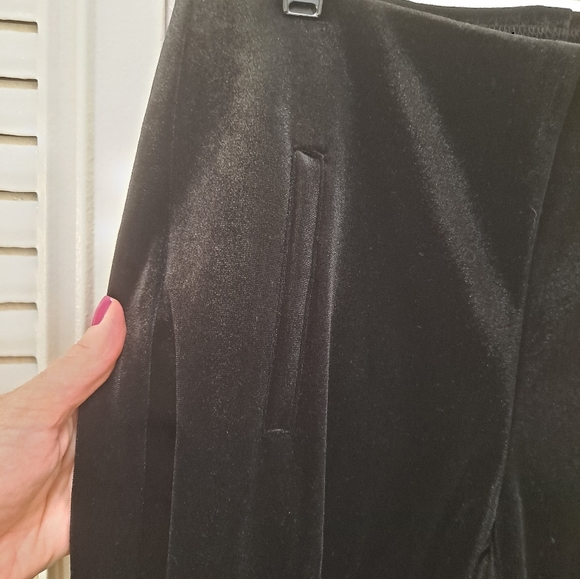 Chico's Juliet So Slimming Black Velvet Ankle Pant Size 2 - Picture 8 of 11
